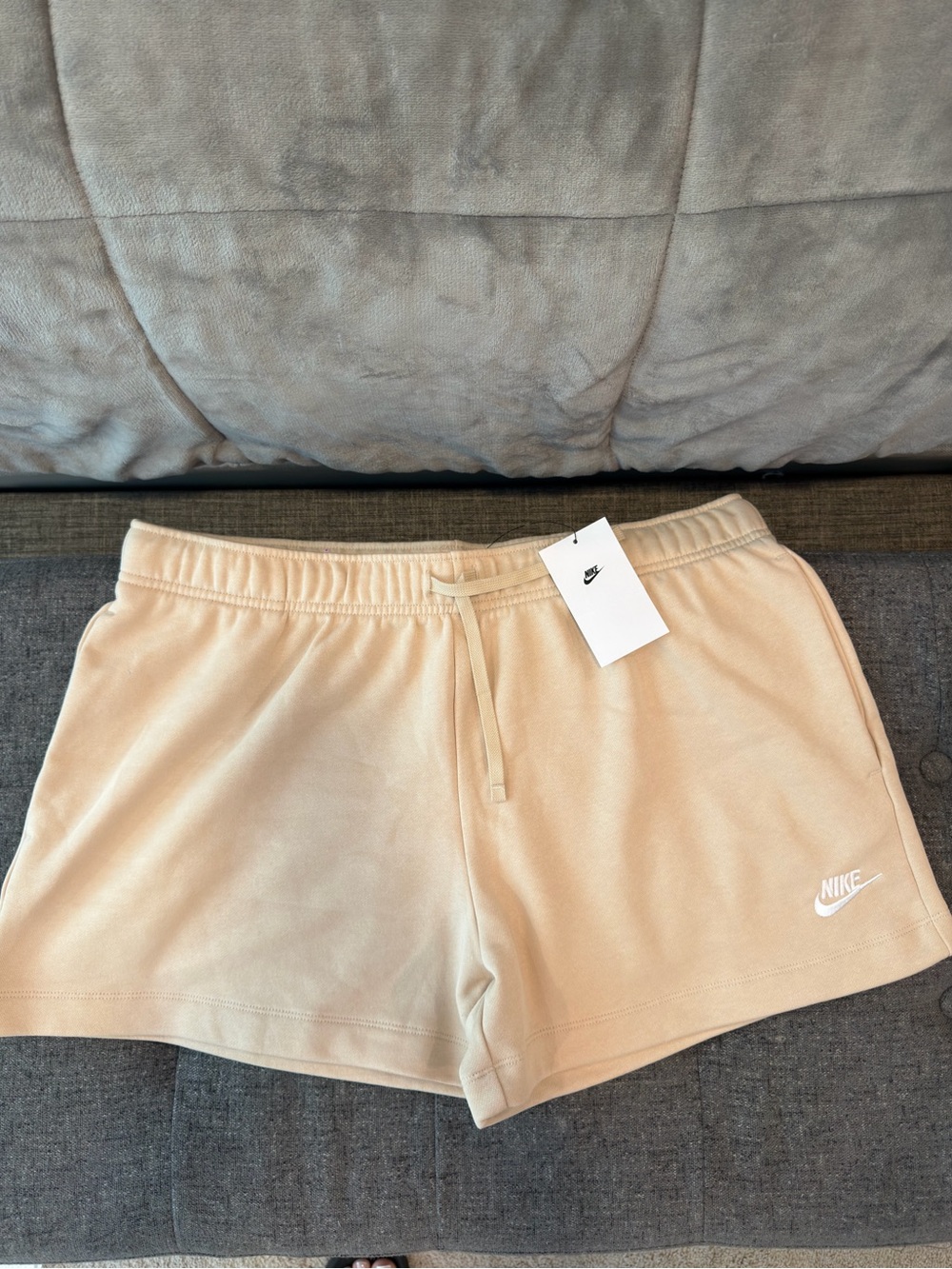 NWT Nike Women’s Cream Cotton Shorts-xl